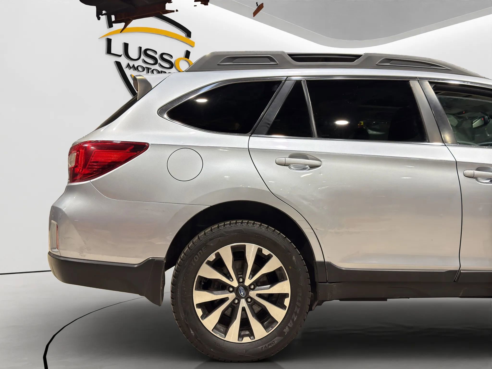 Used 2016 Subaru Outback 2.5i Limited image 32