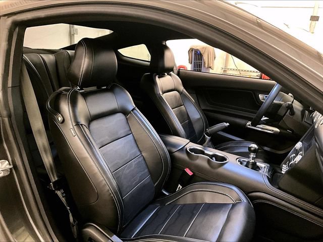 Used 2020 Ford Mustang GT Premium w/ Equipment Group 401A RWD image 7