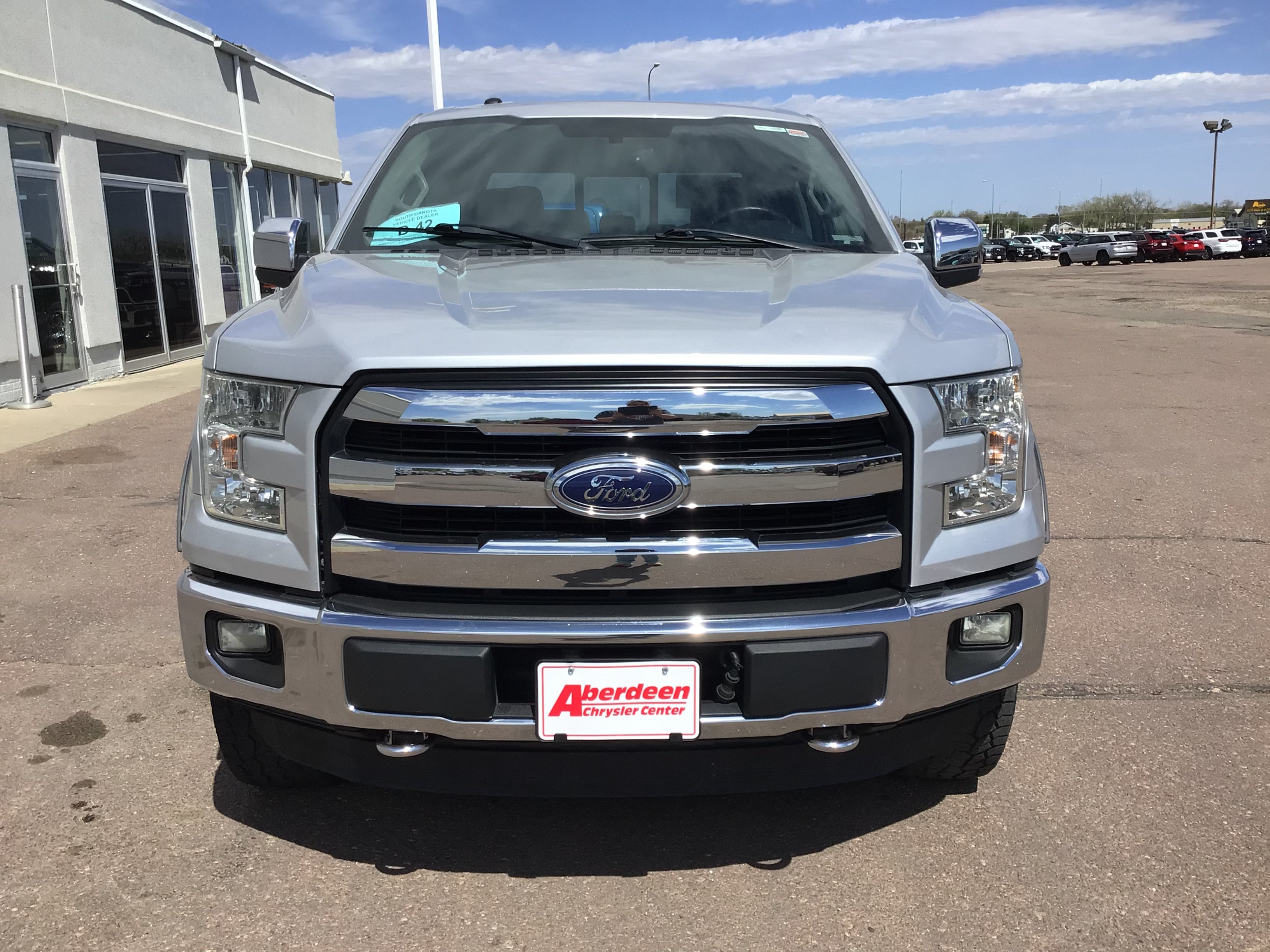 Used 2015 Ford F150 XLT w/ Equipment Group 302A Luxury AWD/4WD image 3