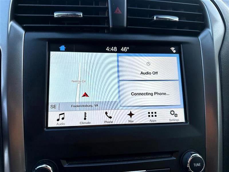 Used 2017 Ford Fusion SE w/ Fusion SE Technology Package image 21