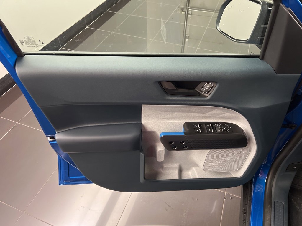 New 2025 Ford Maverick XLT w/ XLT Luxury Package image 22