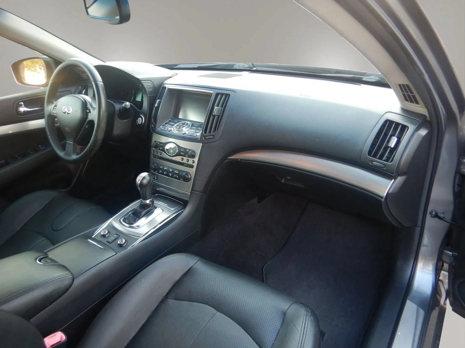 Used 2013 INFINITI G37 x Sedan w/ Premium Pkg AWD/4WD image 20