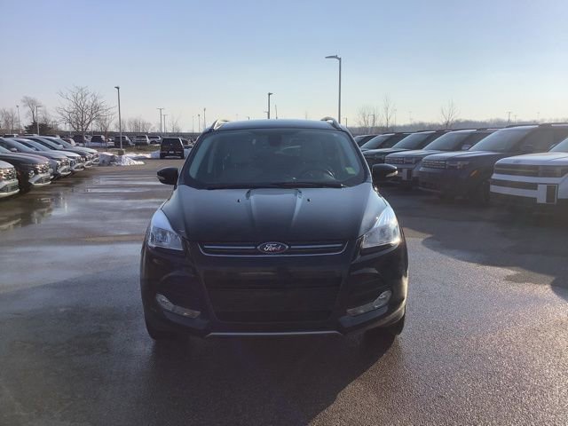 Used 2016 Ford Escape Titanium image 2
