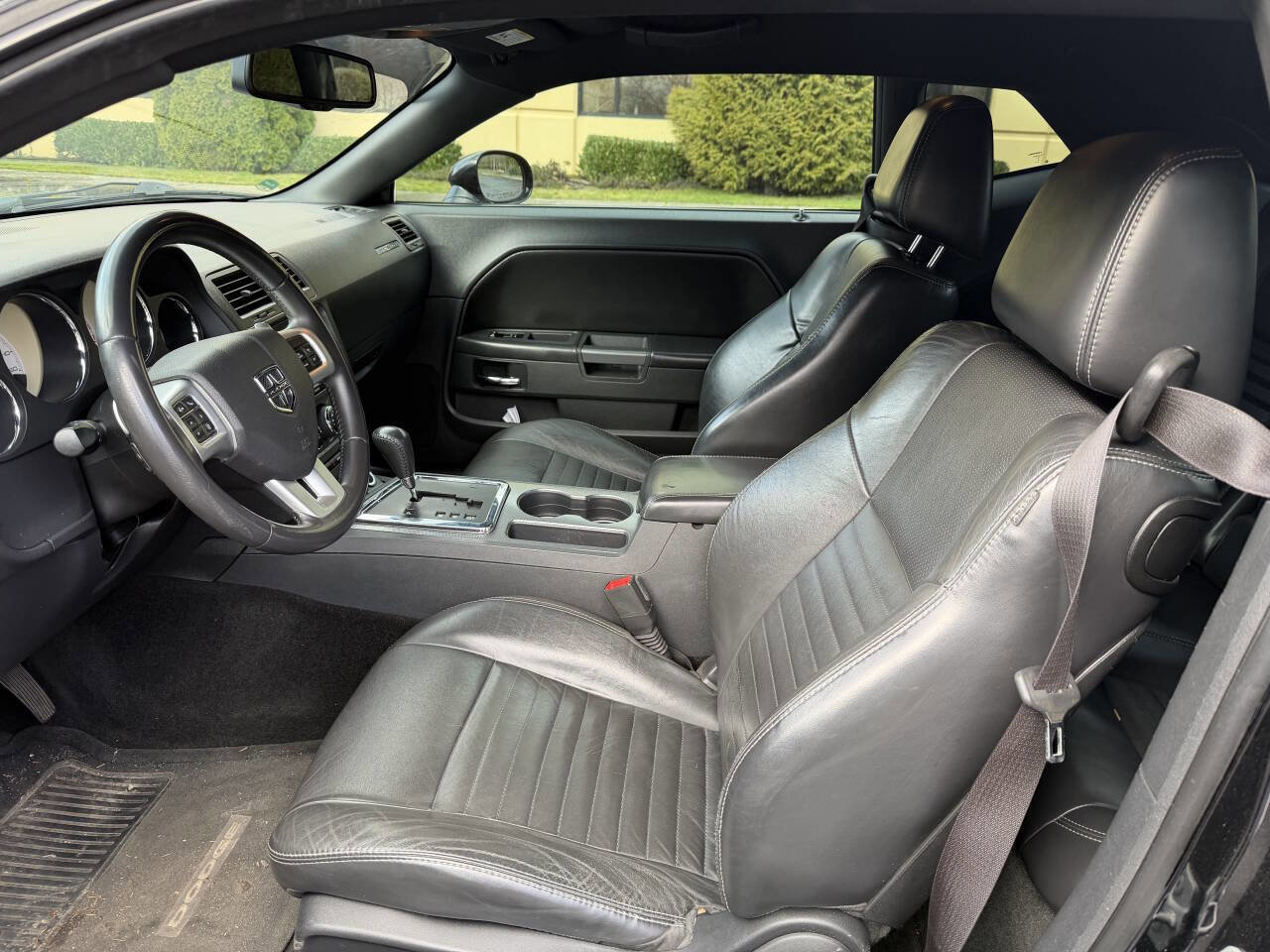 Used 2013 Dodge Challenger R/T Plus image 10