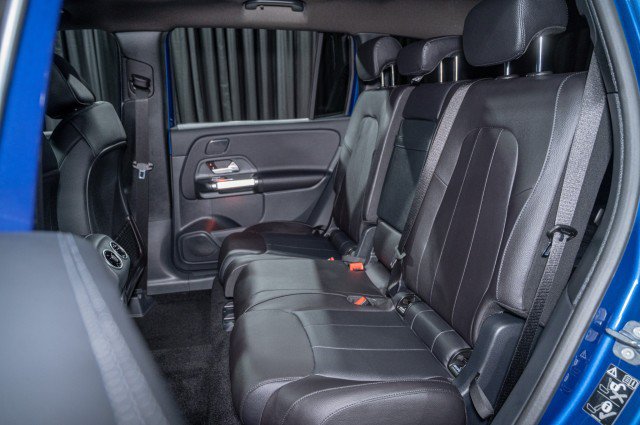 Used 2026 Mercedes-Benz GLB 250 image 12