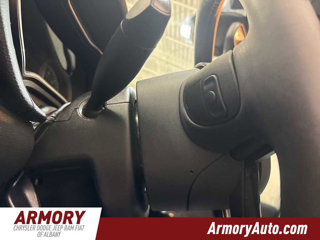 Used 2023 Jeep Cherokee Altitude Lux image 11