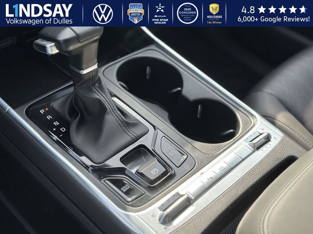 Used 2025 Kia Carnival SX image 20