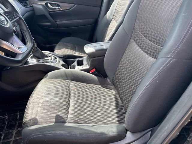 Used 2019 Nissan Rogue S w/ Special Edition Package image 9