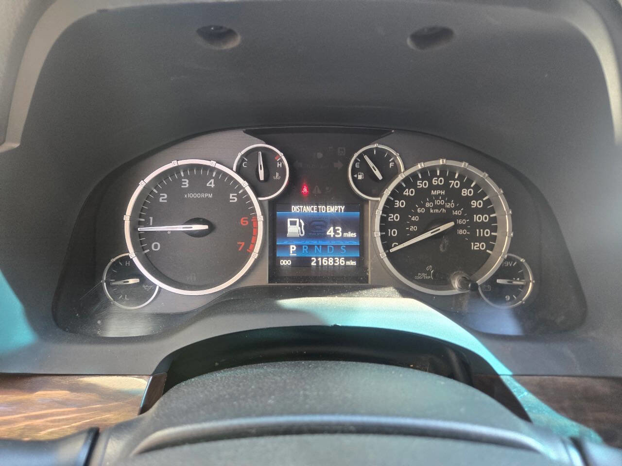 Used 2014 Toyota Tundra Limited w/ Limited Premium Package image 19