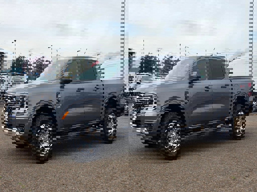 New 2025 Ford Ranger XLT