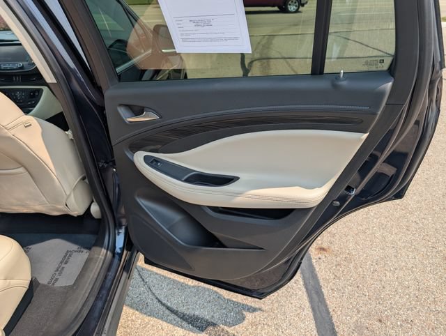 Used 2020 Buick Envision Preferred FWD image 6