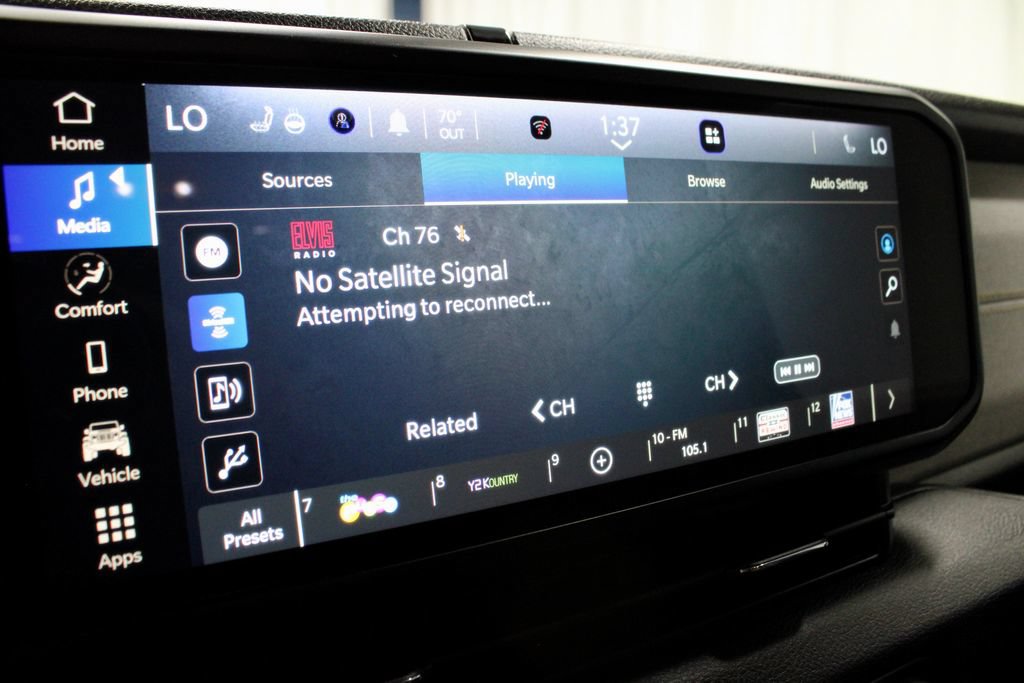 Used 2024 Jeep Wrangler Unlimited AWD/4WD image 3