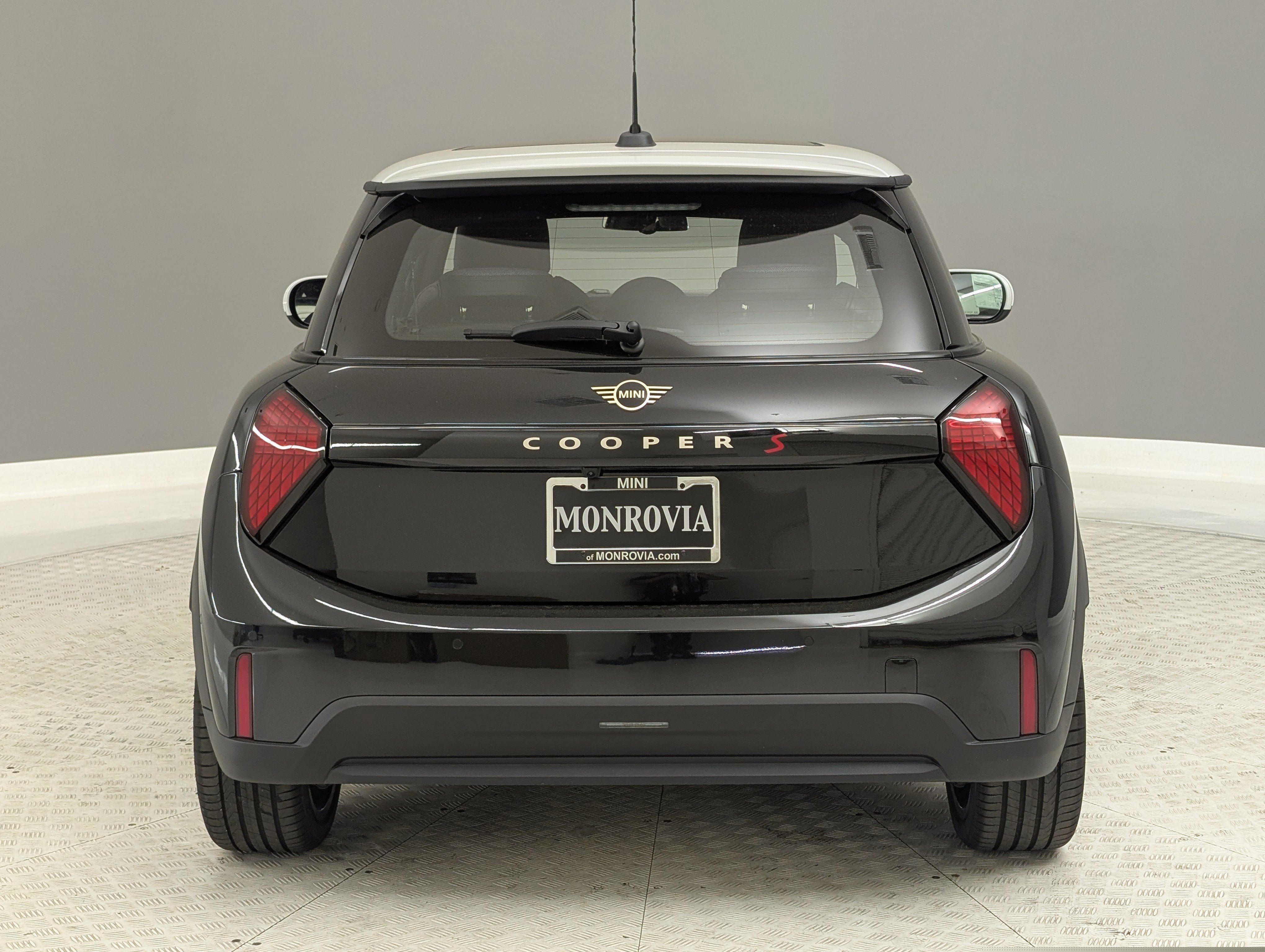 New 2026 MINI Cooper S image 7