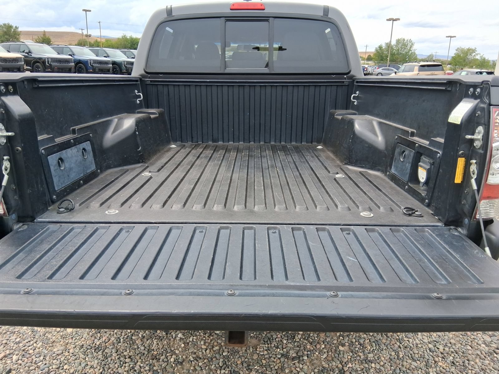 Used 2015 Toyota Tacoma PreRunner w/ TRD Off-Road Package RWD image 16