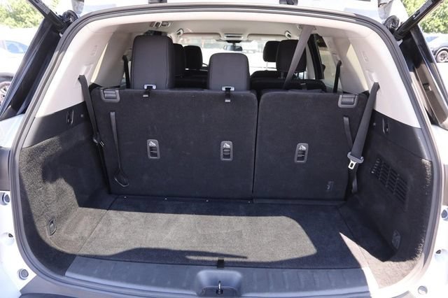 Certified 2025 Nissan Pathfinder SV AWD/4WD image 7