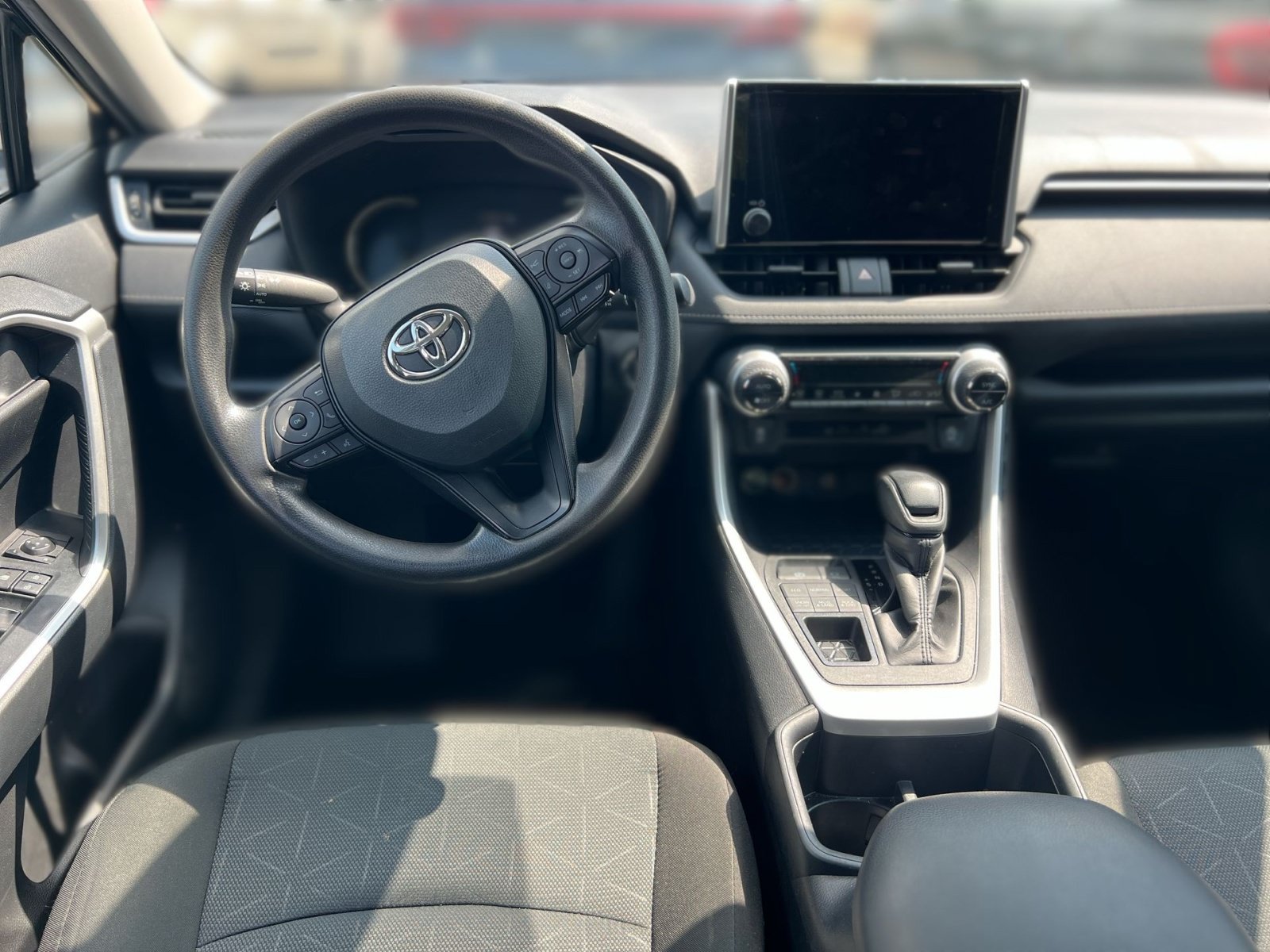 Used 2025 Toyota RAV4 XLE AWD/4WD image 19