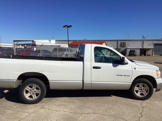 Used 2007 Dodge Ram 1500 Truck SLT image 8