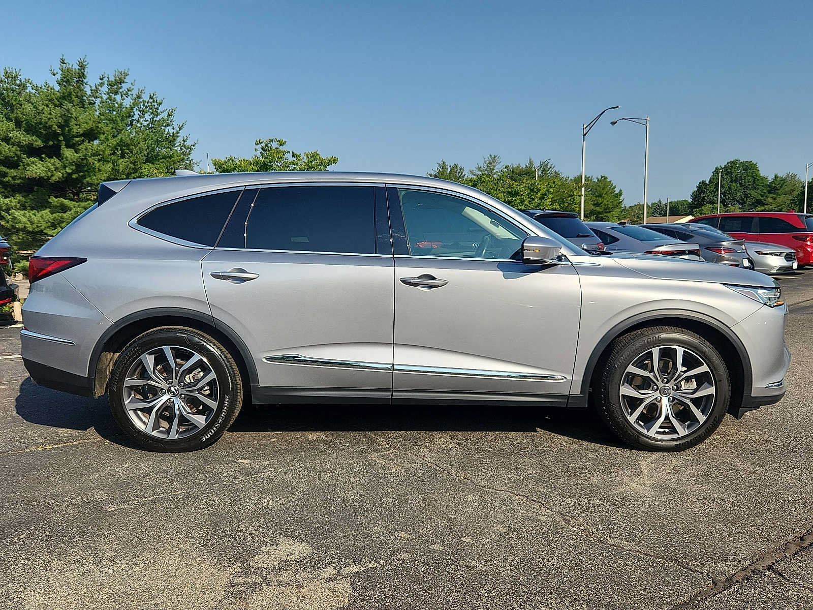 Used 2024 Acura MDX SH-AWD w/ Technology Package image 7