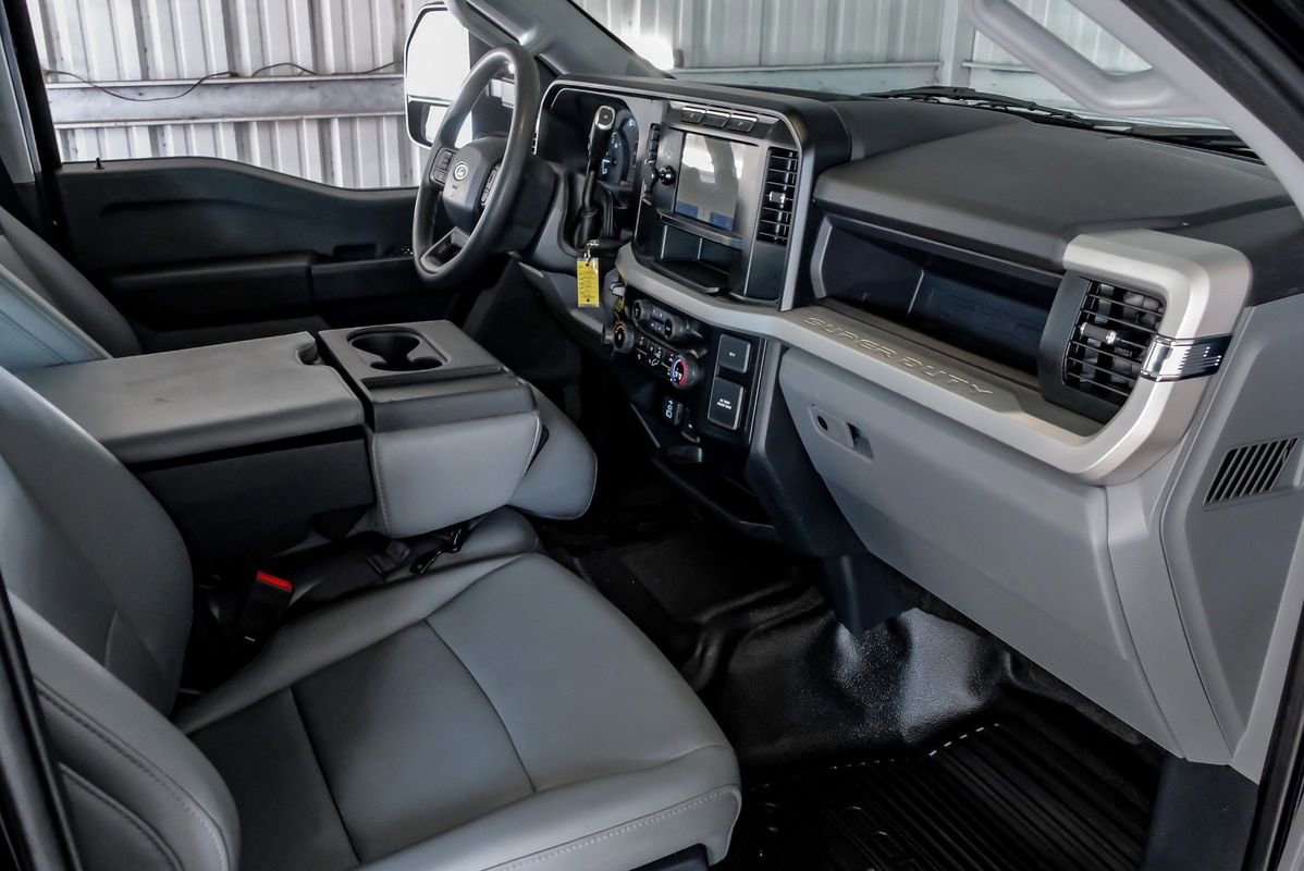 Used 2023 Ford F350 XL w/ XL Chrome Package image 13