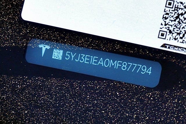 Used 2021 Tesla Model 3 Standard Range Plus image 41