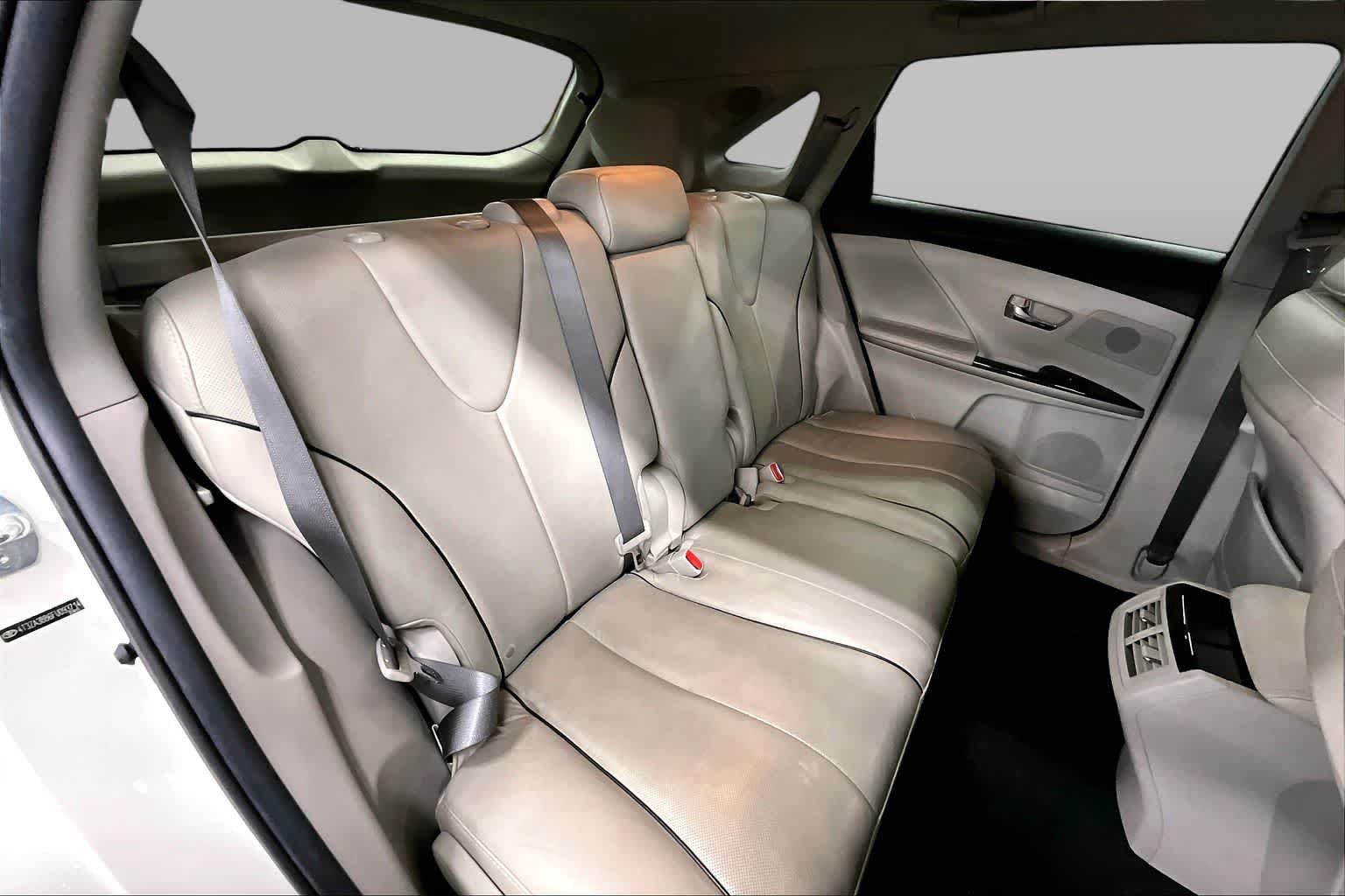 Used 2015 Toyota Venza XLE w/ XLE Premium Package FWD image 21