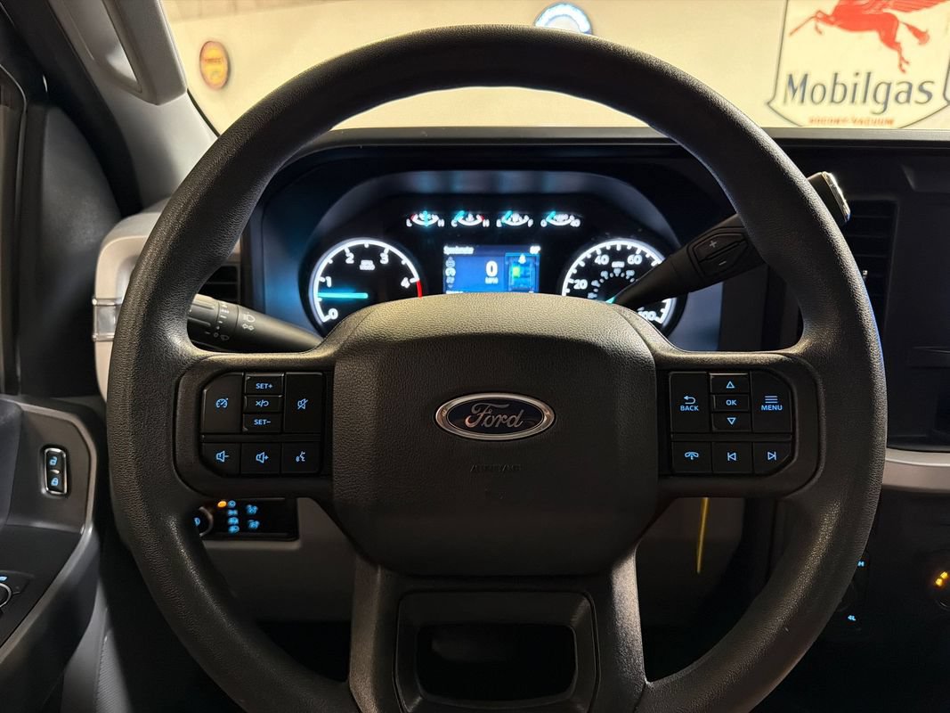 Used 2024 Ford F250 XL w/ STX Appearance Package AWD/4WD image 17