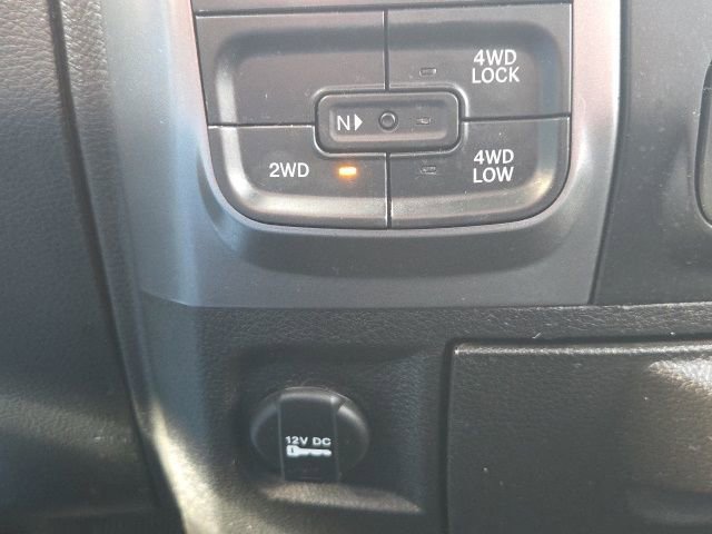 Used 2021 RAM 1500 Classic SLT image 29