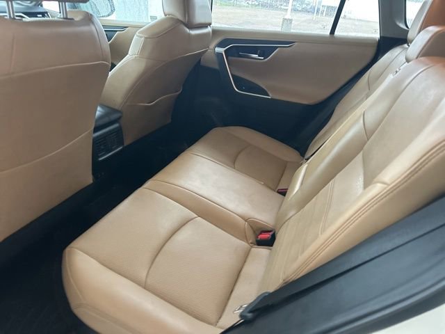 Used 2020 Toyota RAV4 Limited image 43