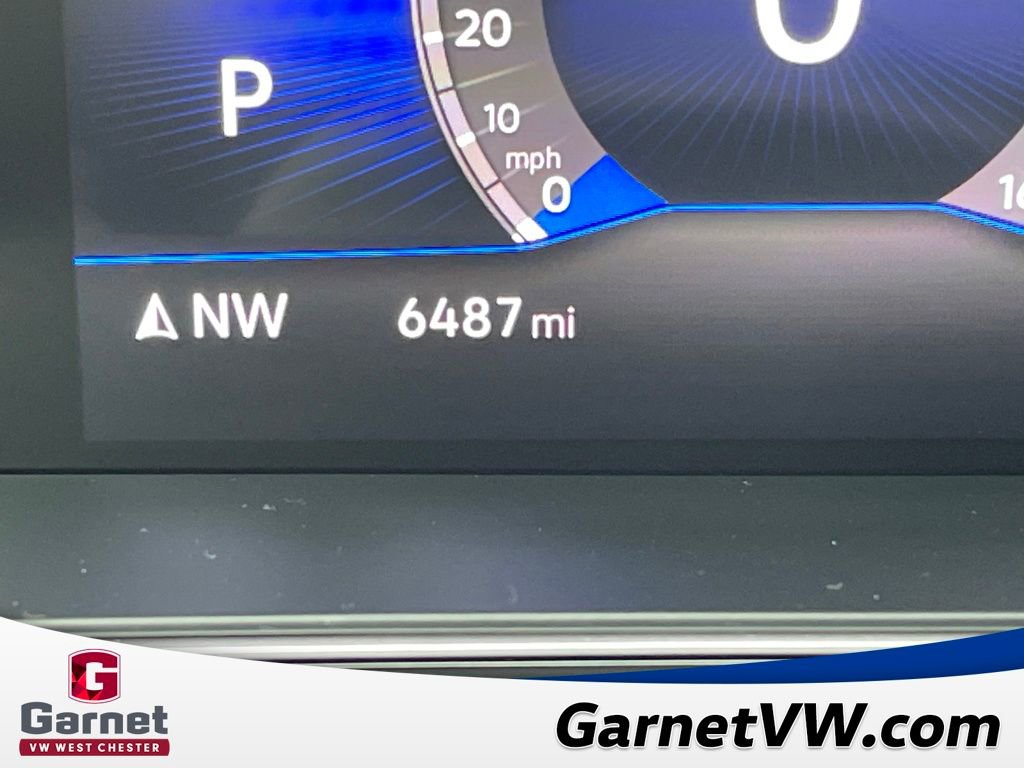 Certified 2025 Volkswagen Jetta SE image 20