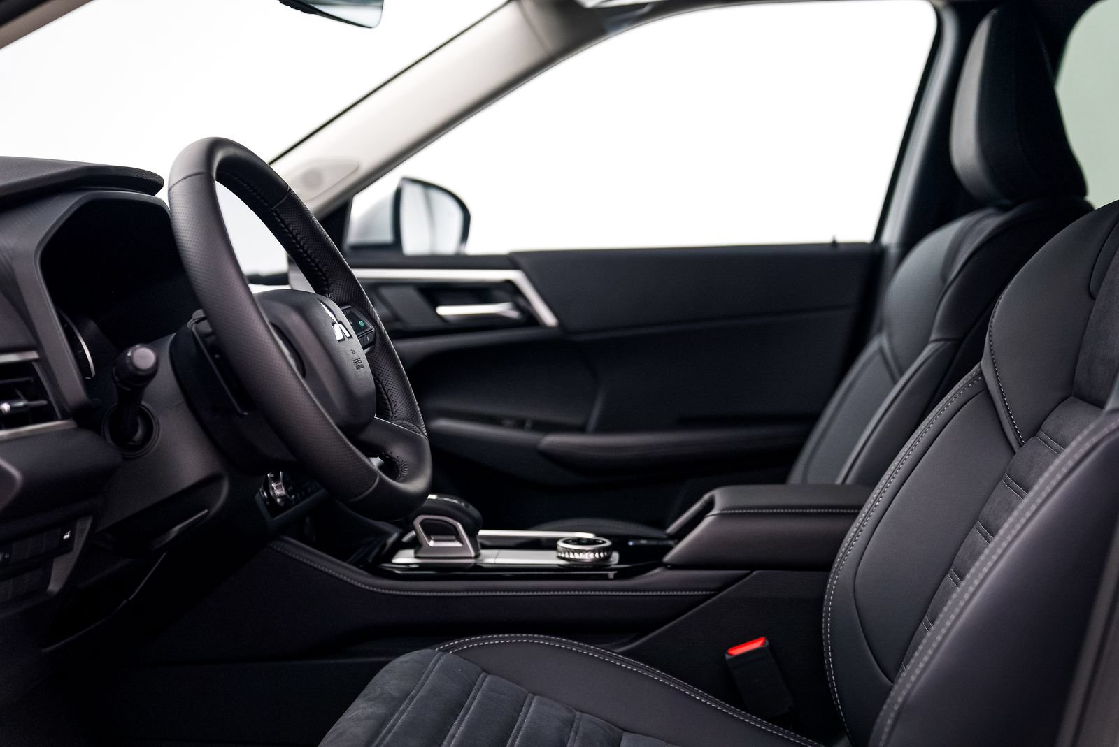 New 2026 Mitsubishi Outlander ES AWD/4WD image 10