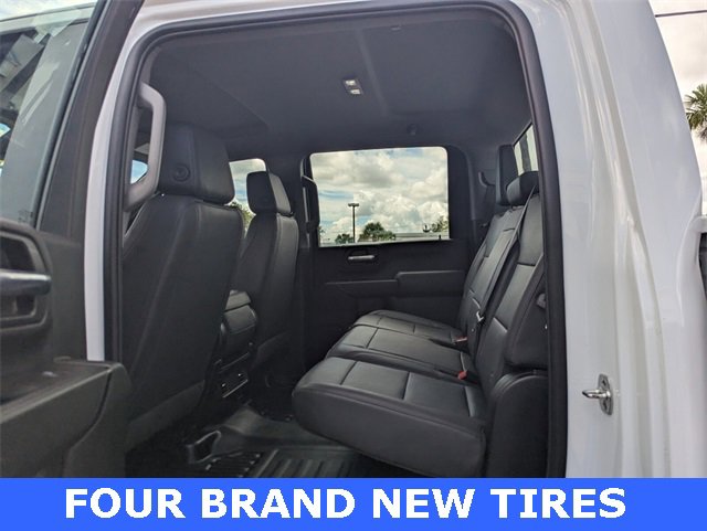 Used 2025 Chevrolet Silverado 2500 W/T image 6