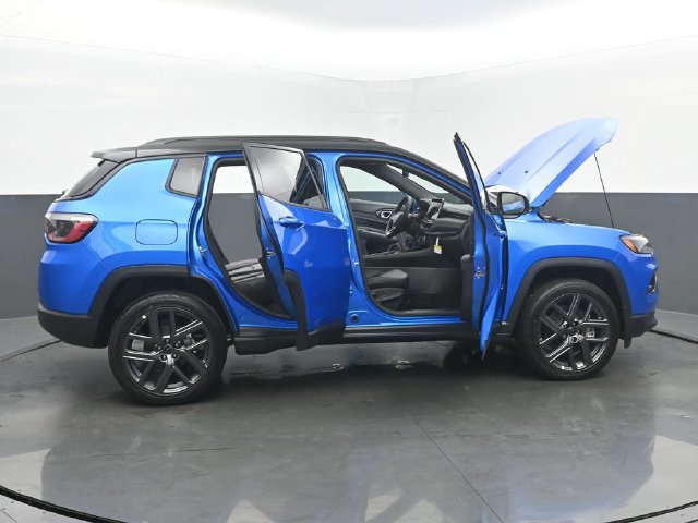 New 2026 Jeep Compass Limited w/ Sun, Sound & Navigation Group AWD/4WD image 52