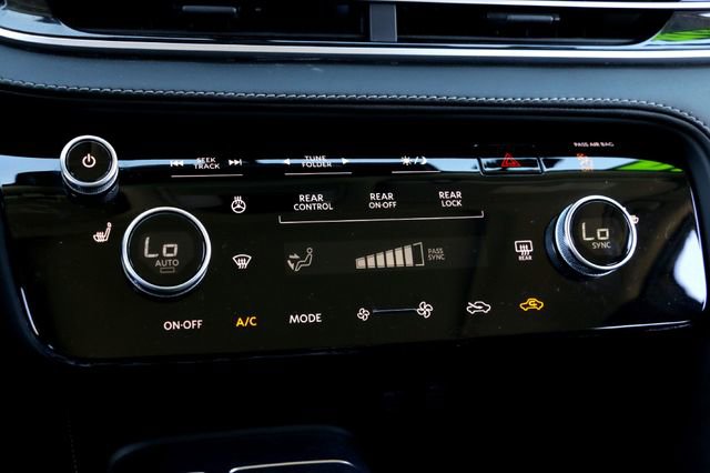 Used 2024 INFINITI QX60 Pure image 18