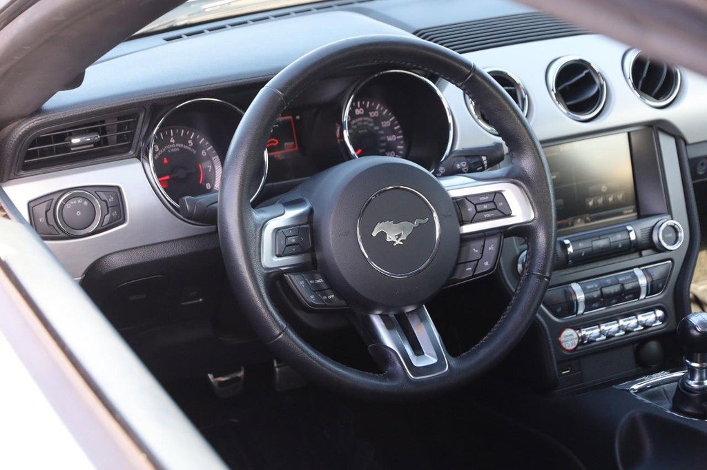Used 2015 Ford Mustang GT Premium image 21