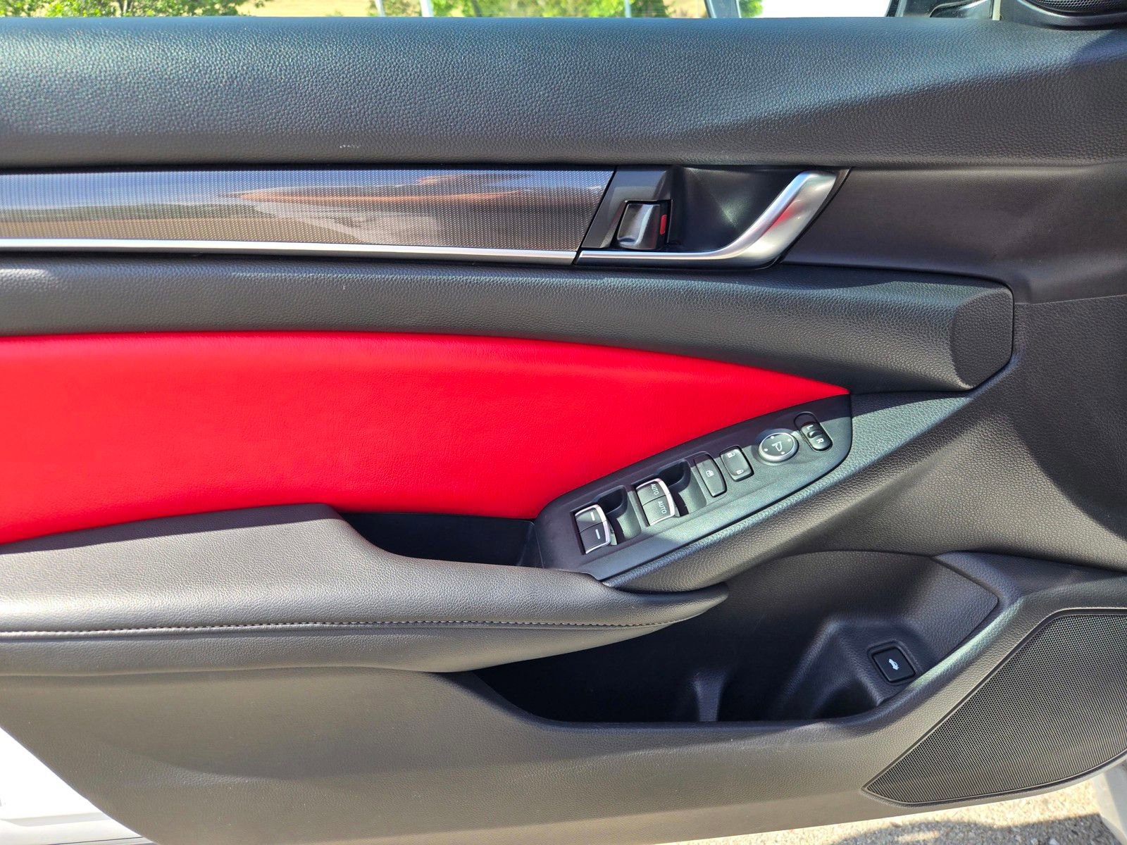 Used 2020 Honda Accord Sport image 17