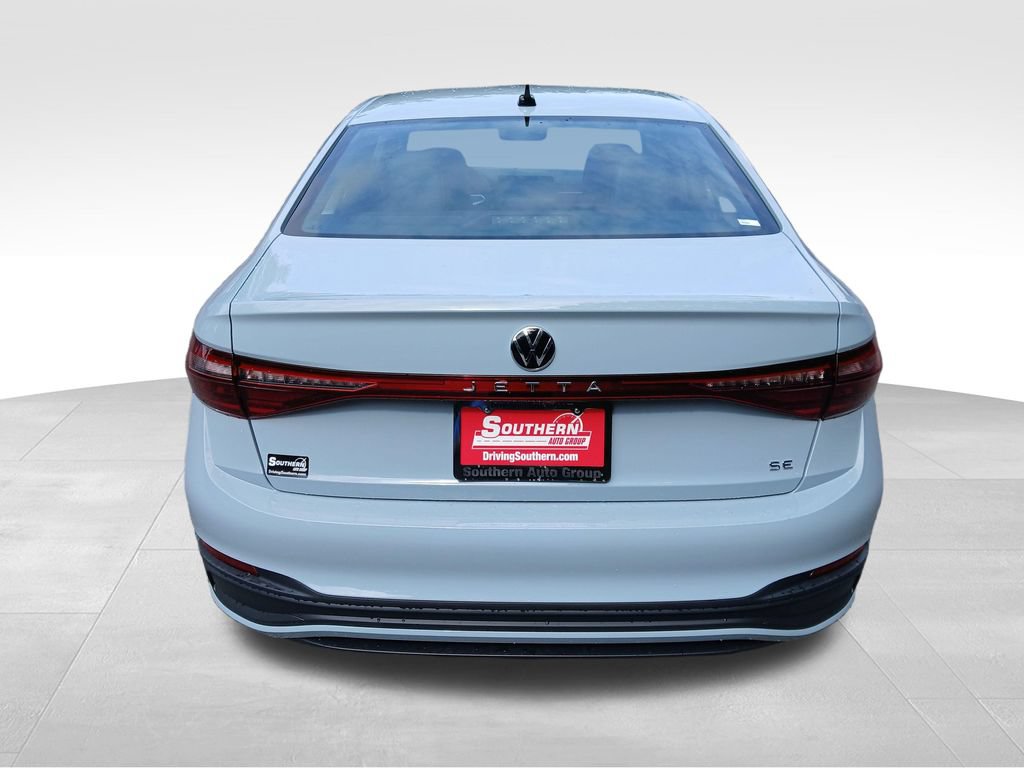 New 2027 Volkswagen Jetta SE FWD image 4