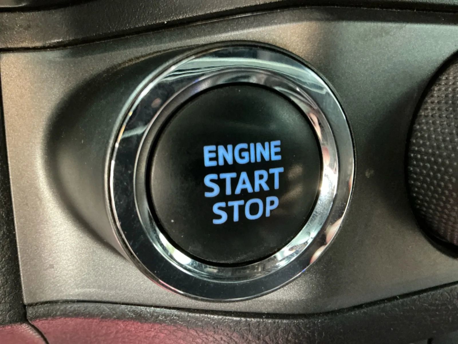 Used 2022 Toyota Tacoma TRD Off-Road image 36