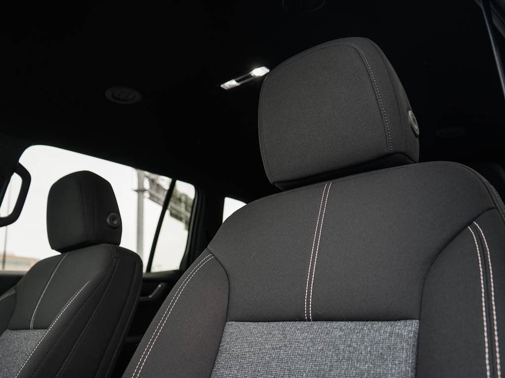 New 2026 GMC Acadia Elevation w/ LPO, Floor Liner Package AWD/4WD image 21