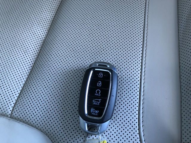 Used 2021 Hyundai Palisade Calligraphy image 32
