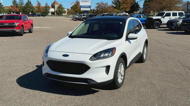 Used 2020 Ford Escape SE AWD/4WD image 3