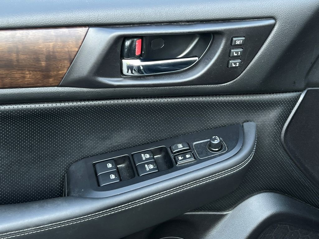 Used 2016 Subaru Outback 2.5i Limited image 17