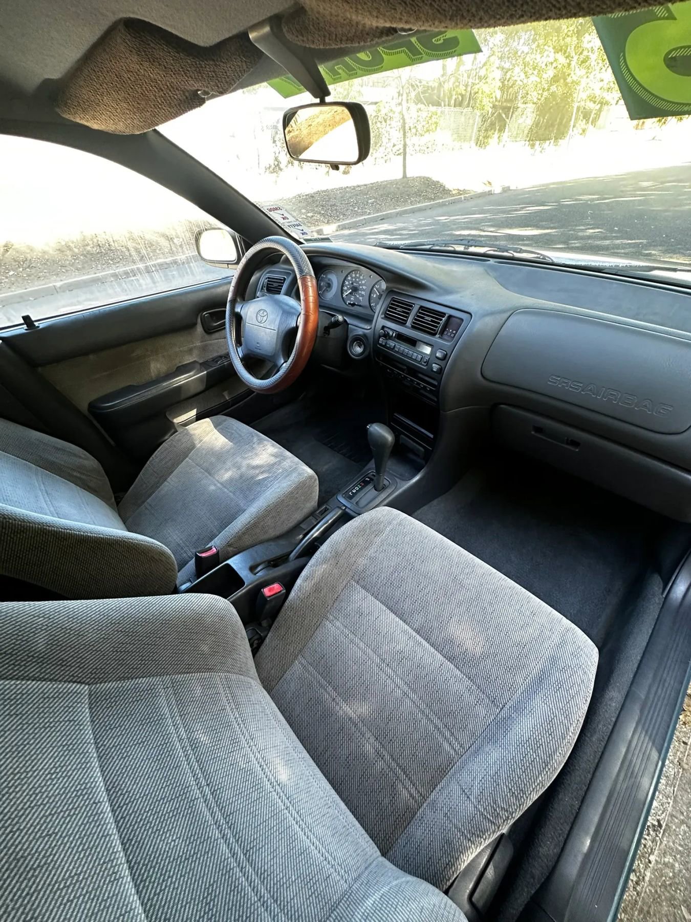 Used 1995 Toyota Corolla DX FWD image 25