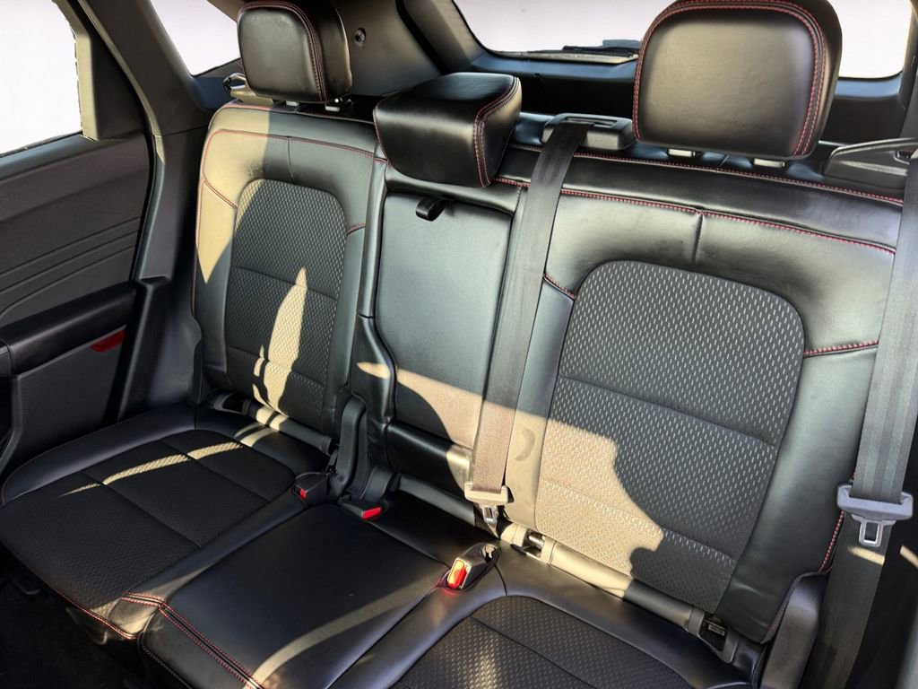 Used 2025 Ford Escape ST-Line Select image 13
