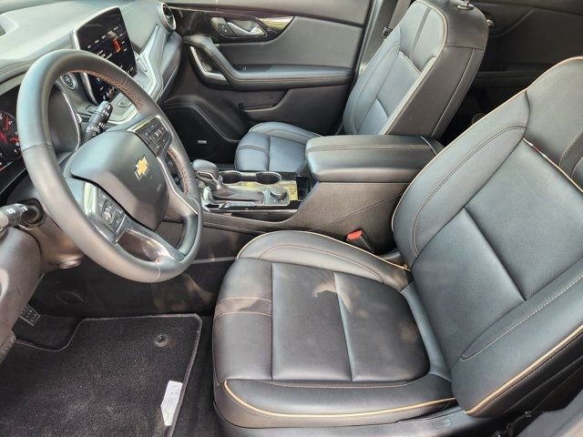 Used 2024 Chevrolet Blazer Premier w/ Driver Confidence II Package image 4