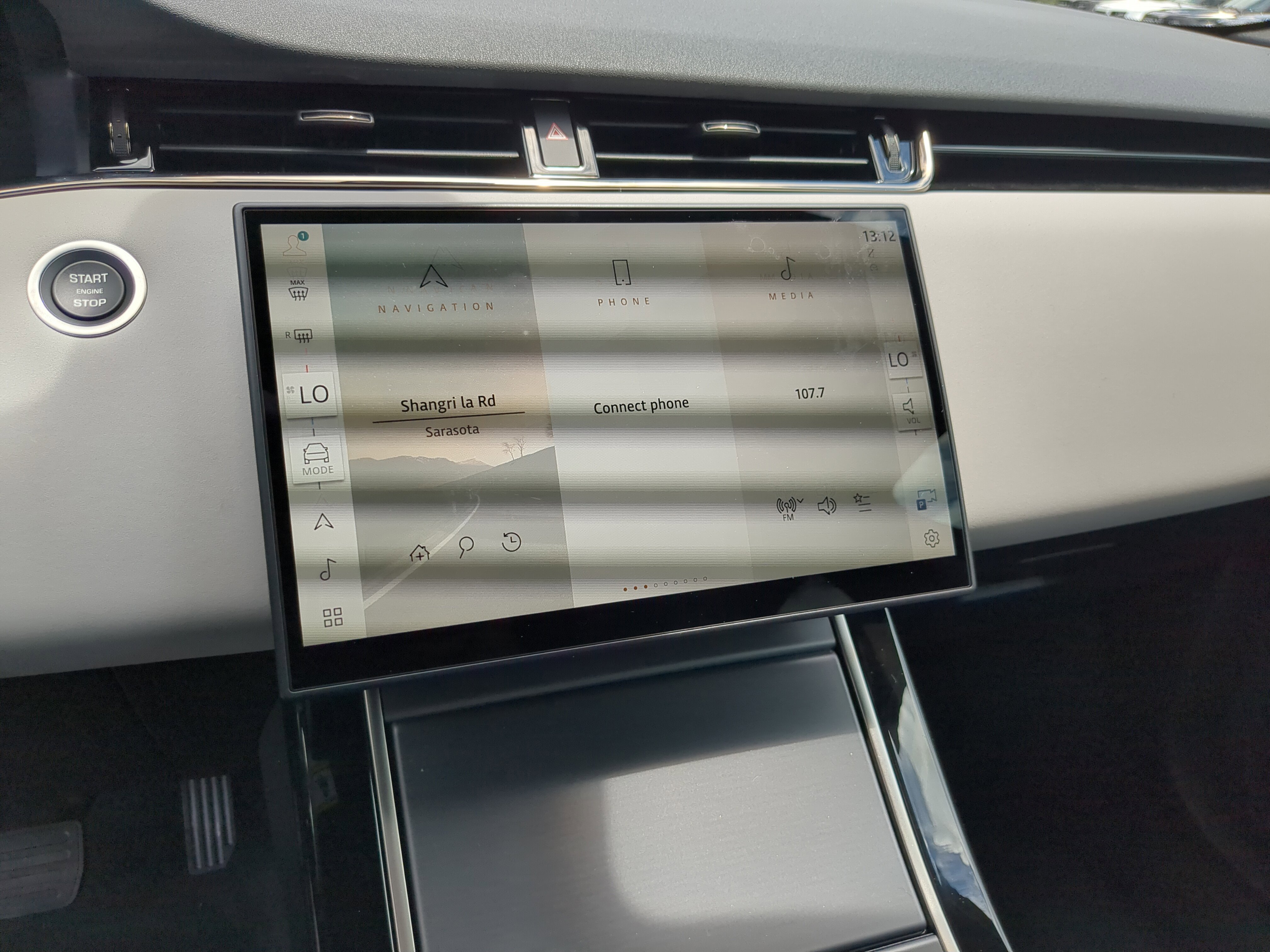 New 2026 Land Rover Range Rover Evoque S image 18