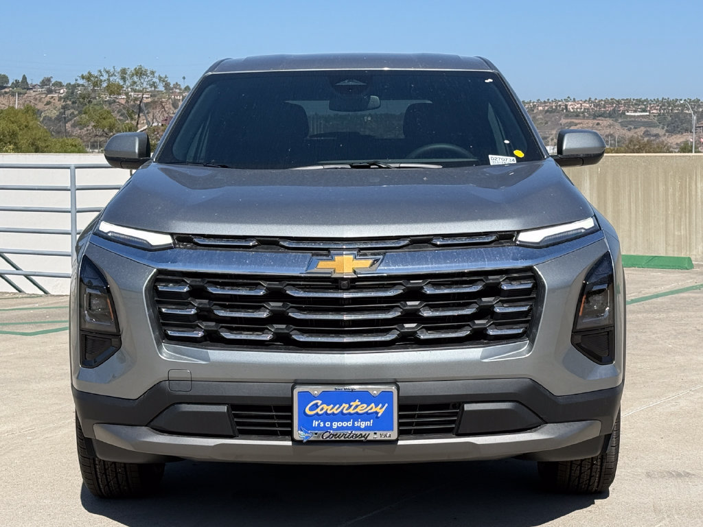 New 2027 Chevrolet Equinox LT w/ Convenience Package II FWD image 4