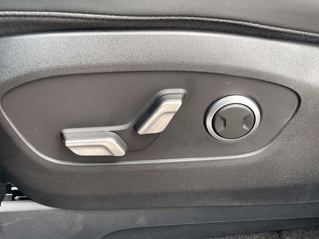 New 2026 Hyundai Ioniq 9 SEL image 15