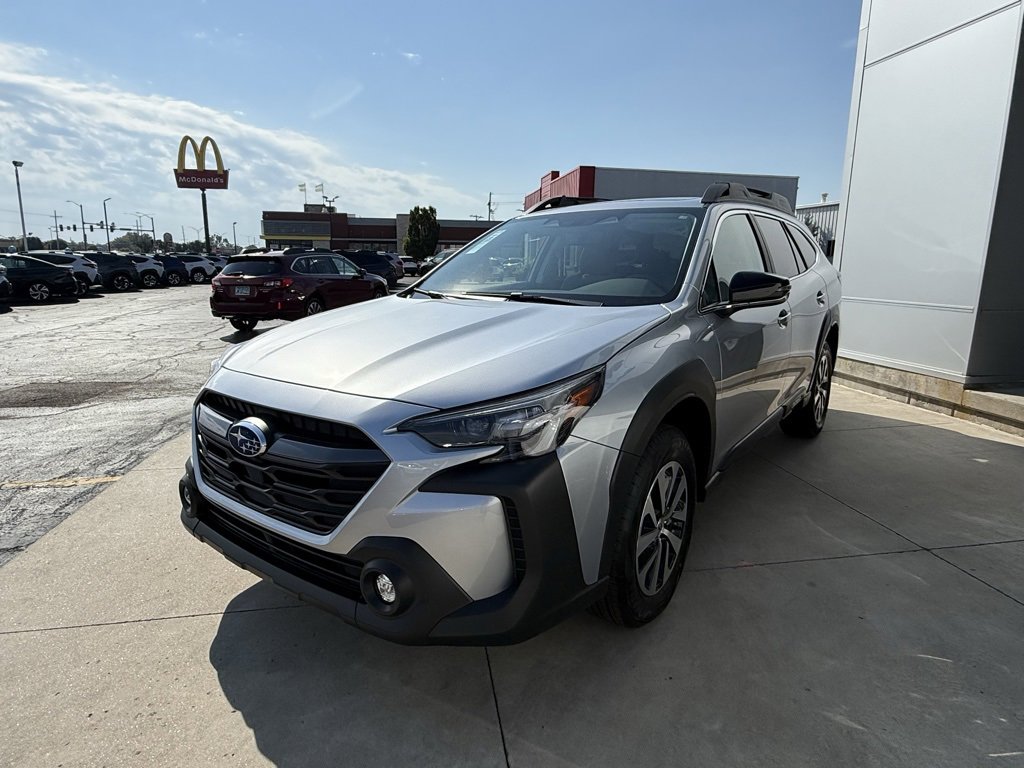 New 2025 Subaru Outback Premium image 4