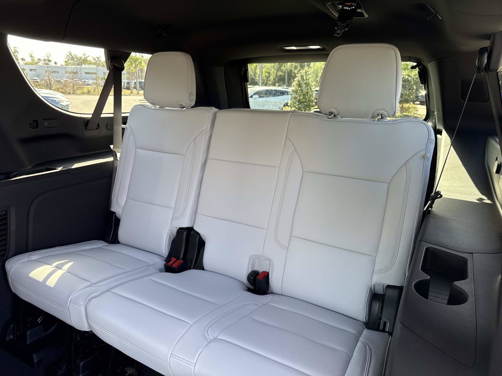 New 2026 Chevrolet Suburban Premier AWD/4WD image 13
