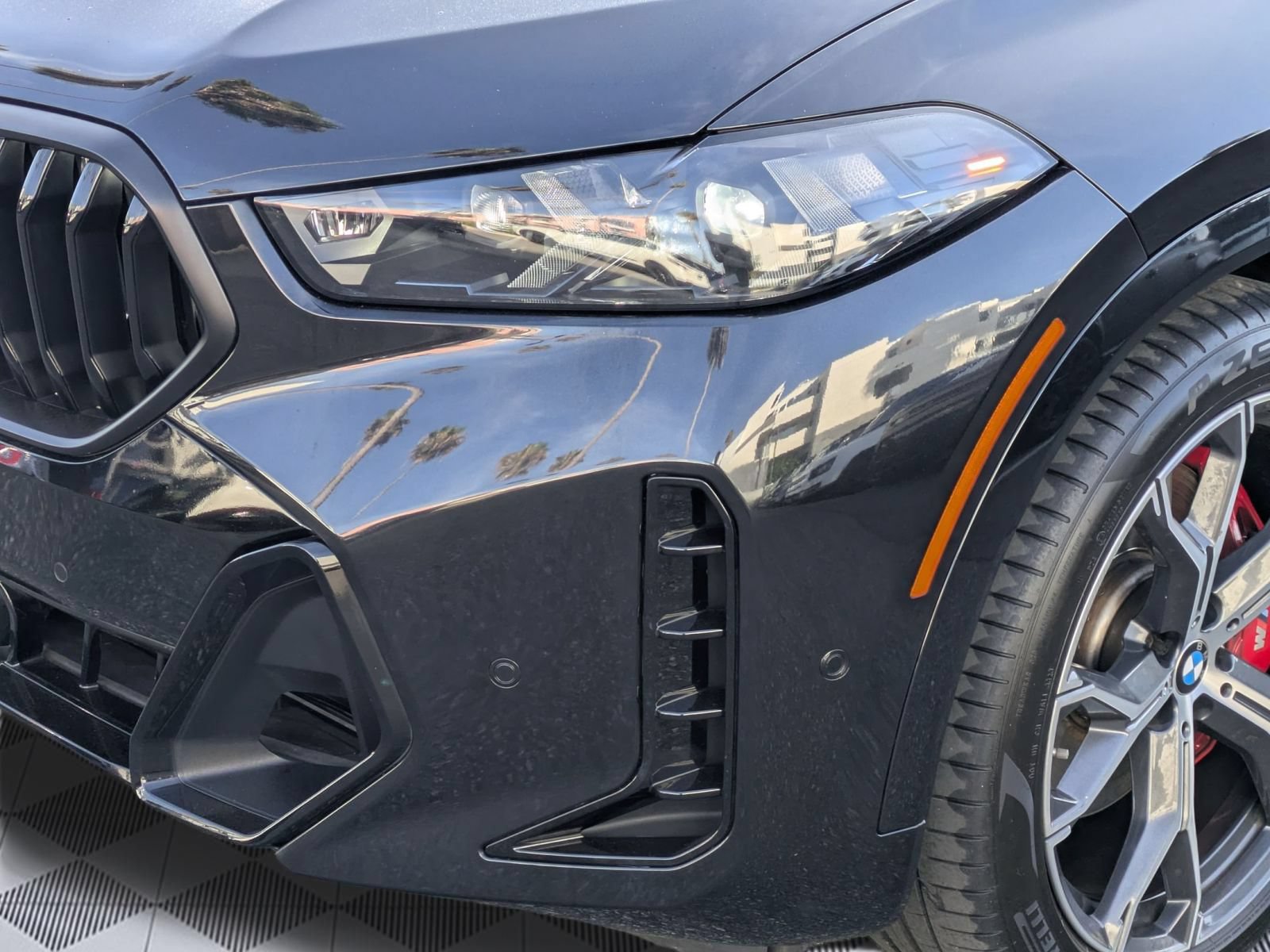 Used 2024 BMW X6 xDrive40i w/ Premium Package AWD/4WD image 10